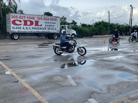 escuelas de manejo Hialeah